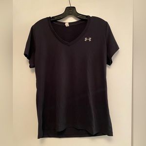 Under Armor, heat gear T-Shirt/ color: black, size large
